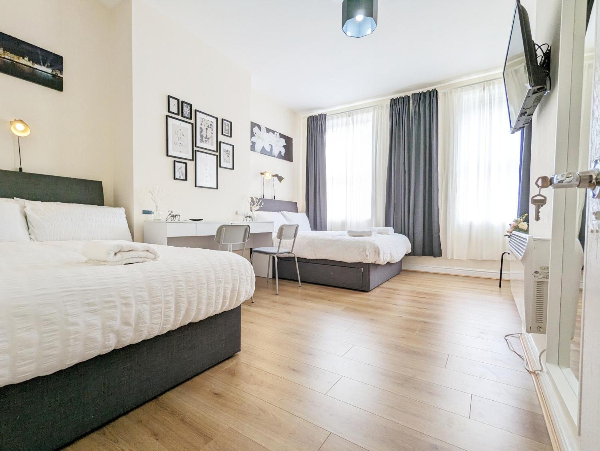 Guest Rooms In Anfiled Near Stadium, Free Parking Liverpool Buitenkant foto